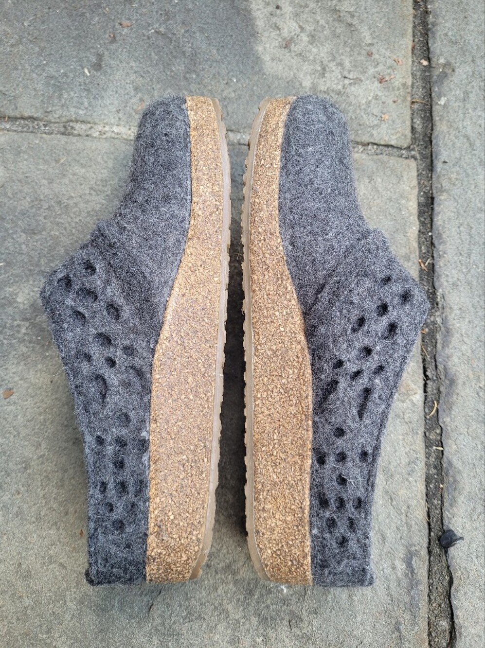 Haflinger Lacey Wool Clogs - Picture 9 of 11